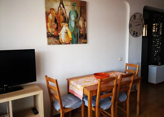 Cristianos, Vistas Al Mar Apartamento *